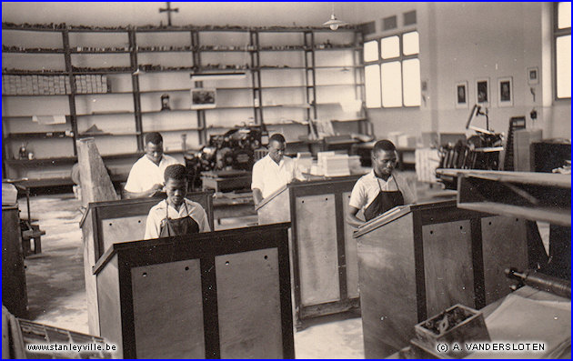 Atelier d'imprimerie des Frères Maristes à Stanleyville