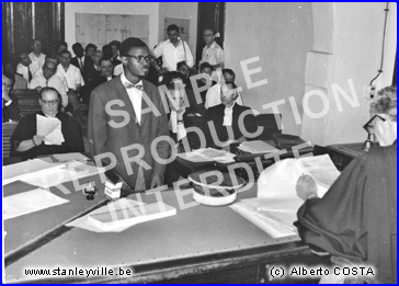 Lumumba au tribunal à Stanleyville